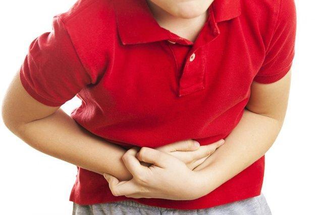 تشدید رفلاکس معده با خوردن غذاهای شور و تند